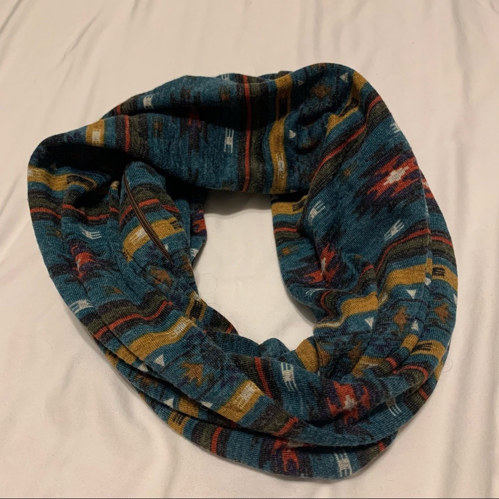 Hidden Pocket Infinity Scarf